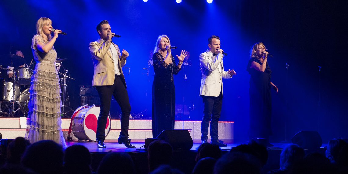 Kalder alle Grand Prix fans: Oplev musik og show med danske Melodi Grand Prix sangere