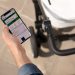 Få en intelligent barnevogn med skubbeassistance, automatisk bremsefunktion og med indbygget mobiloplader