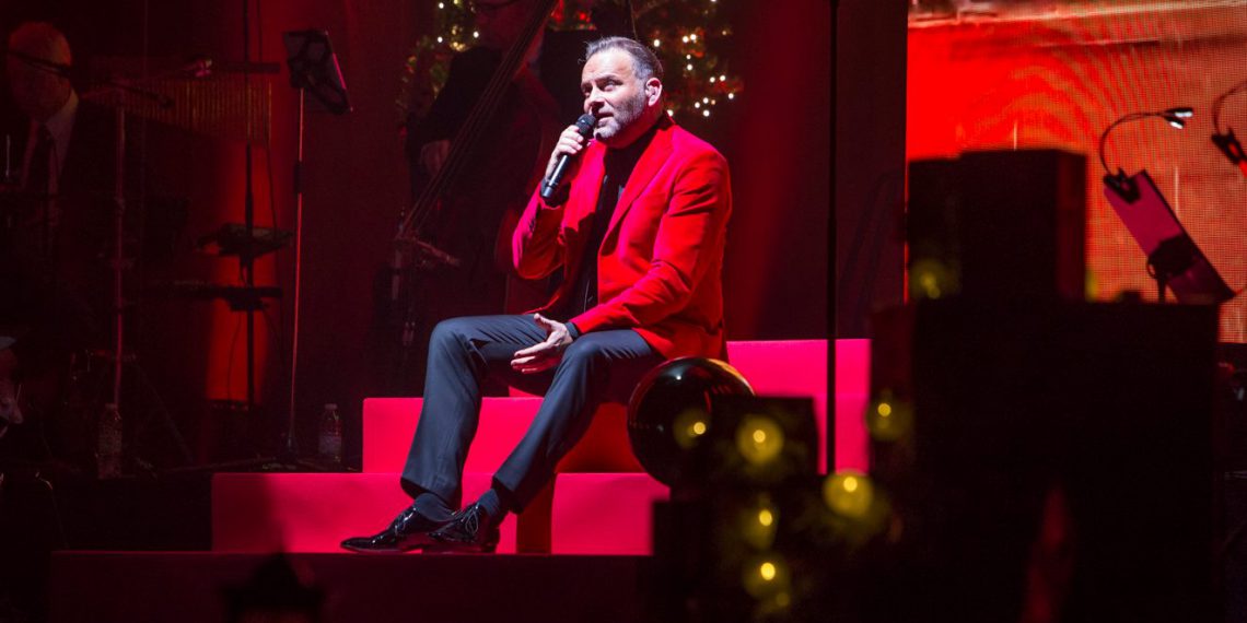 Jesper Lundgaard inviterer til julekoncert med gæstesolist kendt fra Melodi Grand Prix