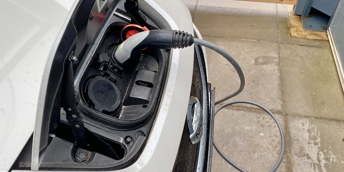 Er du fristet af en el- eller hybrid? – Nu er du bedre sikret!