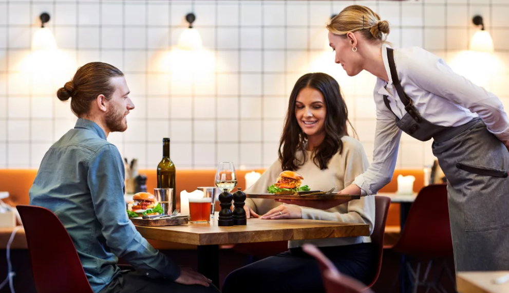 2 ud af 3 danskere vælger restaurant ud fra personlige anbefalinger