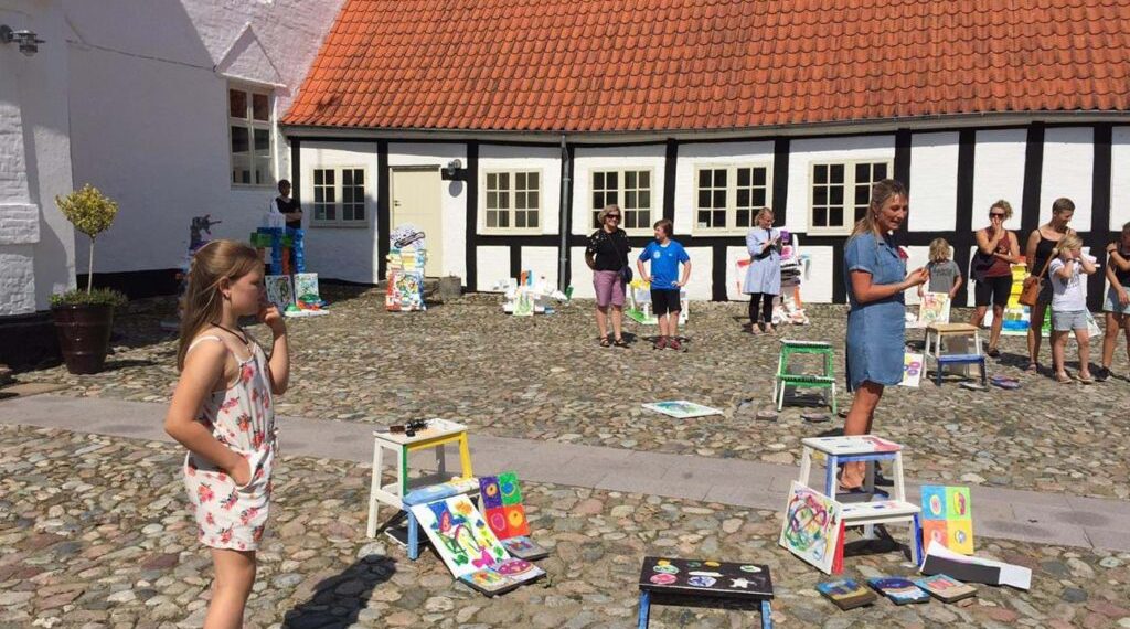 Sommerkunstskole: En sjov uge med kunst, kreativitet og socialt samvær