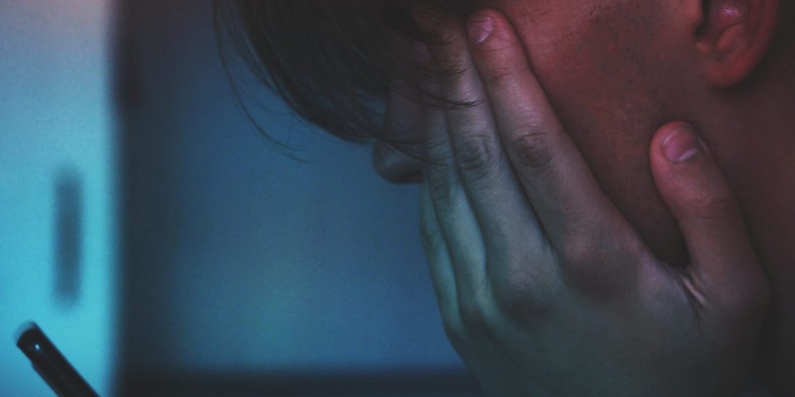 Psykologer giver gode råd til at forebygge ensomhed på tema-site