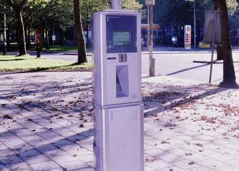 Politiet ringer til borgere med ubetalte bøder