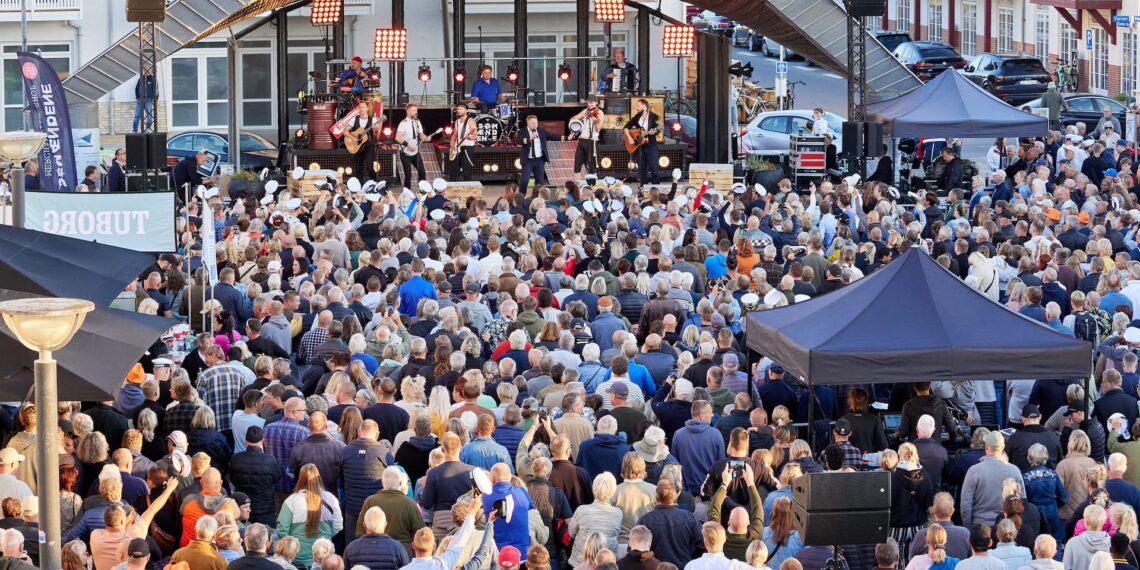 Fut i fejemøget på Blokhus Torv