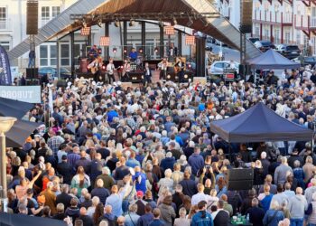 Fut i fejemøget på Blokhus Torv