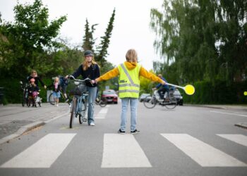 Trafikanter dytter og råber ad skolepatruljer
