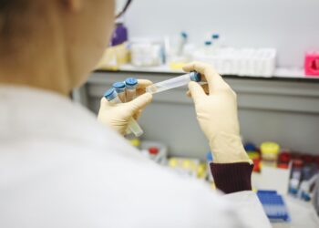 Følg med i vaccineudrulningen