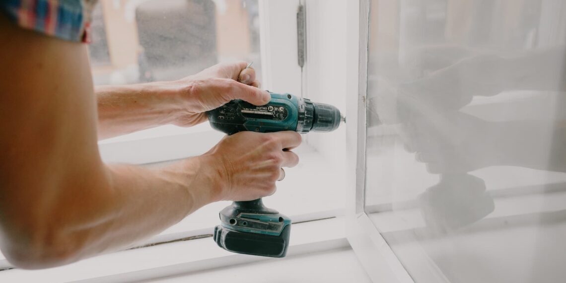 Husejere energiforbedrer på livet løs: Sådan gør du huset klar til vinteren