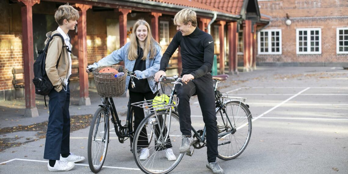 Børns risiko i trafikken stiger med alderen, men de ældste børn får mindst trafikundervisning