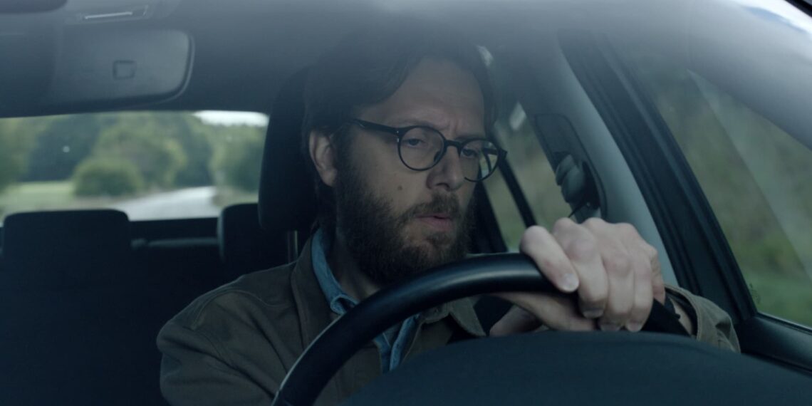 Advarer mod at bruge smartwatches i trafikken