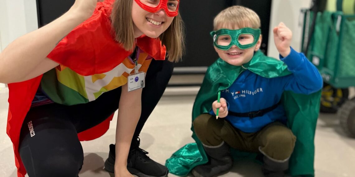 Indlagte børn på Aalborg Universitetshospital inviteres på julemission