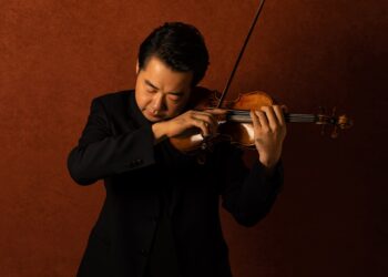 Kinesisk violinstjerne solist ved torsdags-koncerten med Aalborg Symfoniorkester
