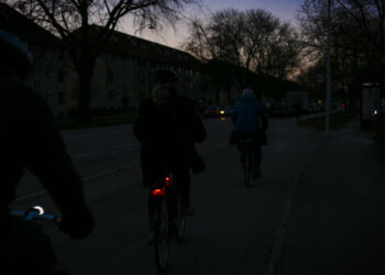 Hver tredje glemmer lys på cyklen, når det er mørkt