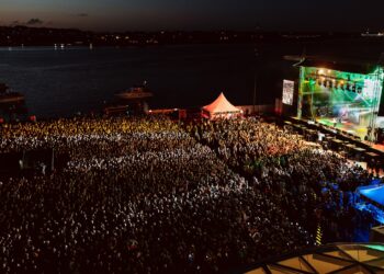 Shu-bi-dua fylder 50 og hyldes med stor koncert på Musikkens Plads i Aalborg