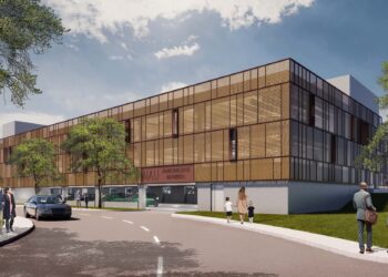 Stort parkeringshus rejser sig ved nyt hospital i Aalborg