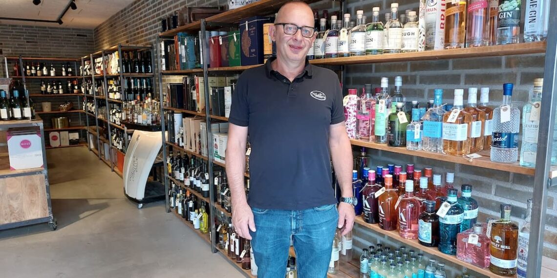 Vinbutikken Hr. Nielsen i Brovst: En Succeshistorie med Gavekurve, The og Delikatesser