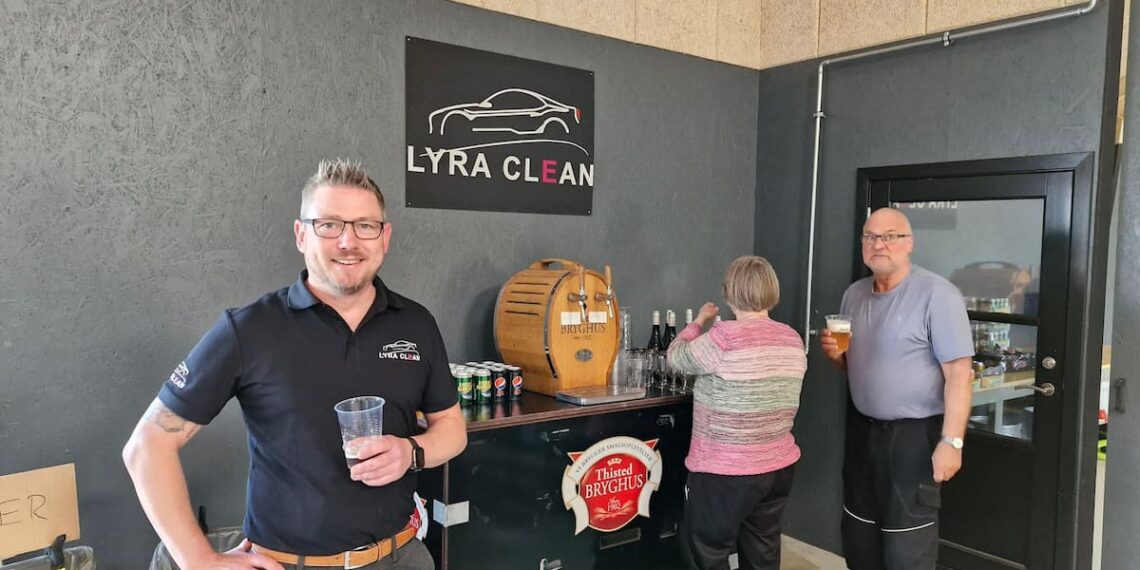 Lyra Clean Fejrer Første Årsdag med Stor Succes