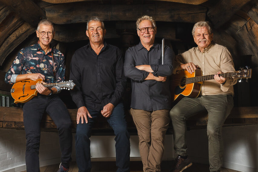 Saltum samler kræfterne: Lars Lilholt Band og Tørfisk til sommerkoncert